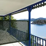 Lemon Garden Boutique 3*