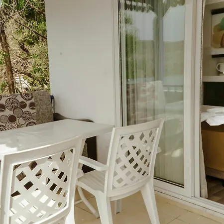 Lemon Garden Boutique Ξενοδοχείο *