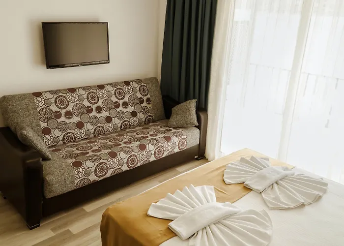 Otel Lemon Garden Boutique 3*
