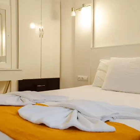 Lemon Garden Boutique 3* 博兹布伦