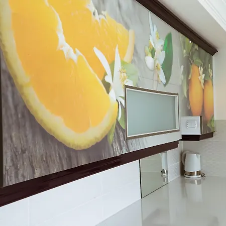 Lemon Garden Boutique מלון 3*