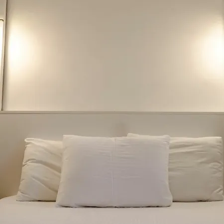 מלון Lemon Garden Boutique בוזבורון